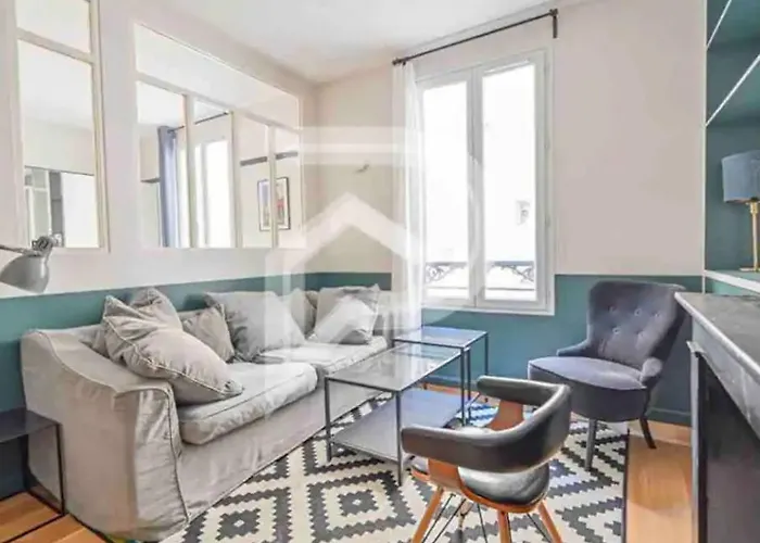 Eiffel Tower Invalides Cosy Flat