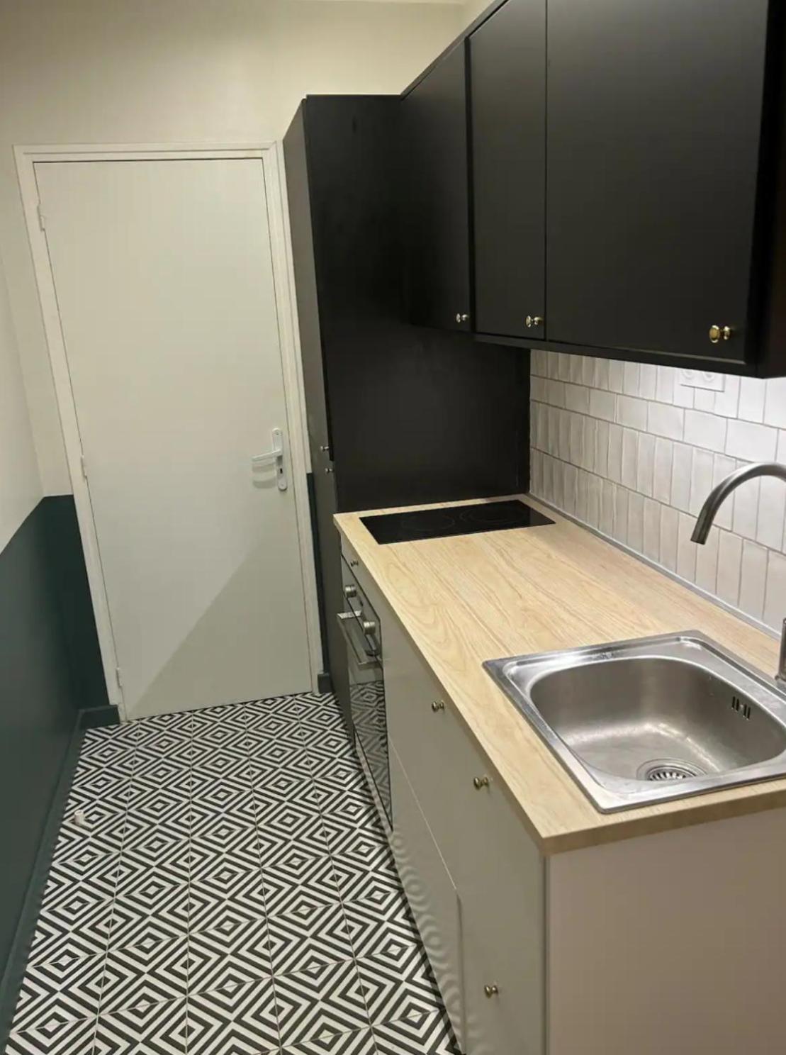 Eiffel Tower Invalides Cosy Flat
